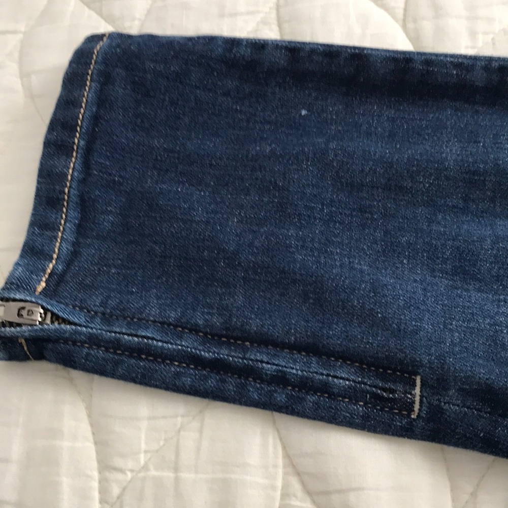 Banana Republic 2 jeans-Capri & low rise boot cut - Picture 4 of 8